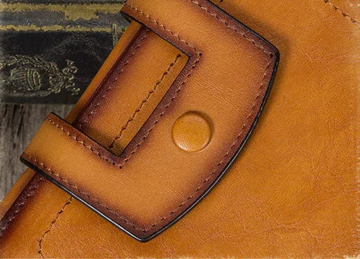 Chic Womens Short Leather Clutch Wallet With Coin Pocket and Card Holders for Women